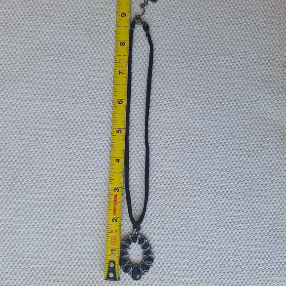 Liz & Co. Necklace Black color - Picture 6 of 6